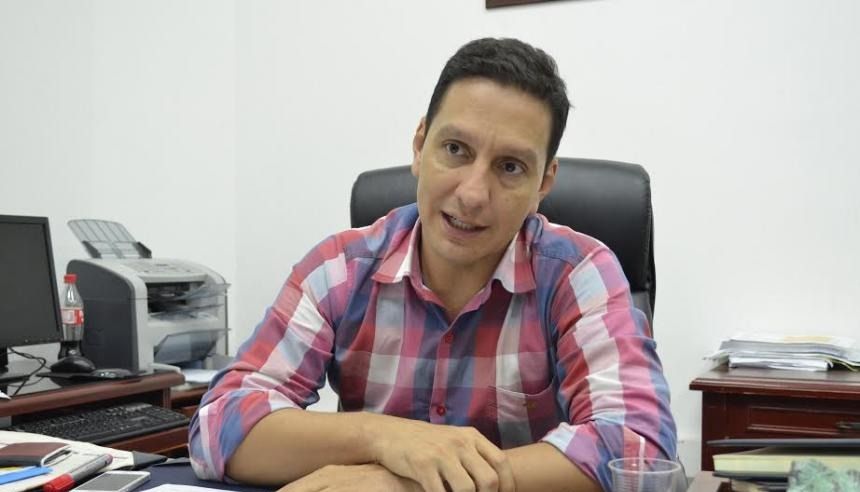 Exsecretario de Hacienda Juan Espinosa dejó peder 400 mil millones en Ibagué.