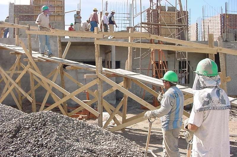 Trabajadores de la construcción deberán cambiar sus hábitos