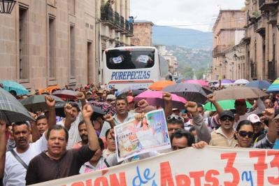 Renuncian docentes antes de su posesión y causan crisis