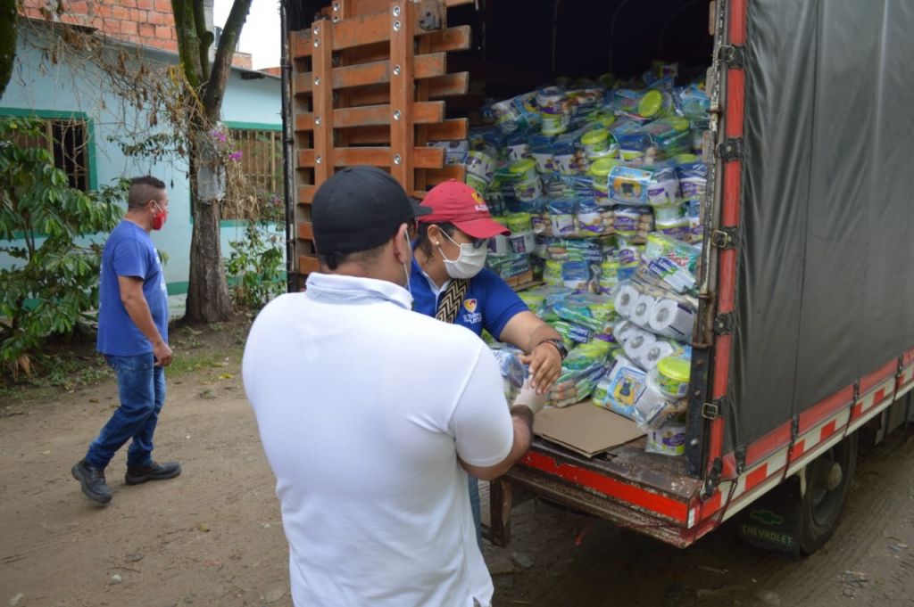 Gobernación se hace presente en comuna 7 de Ibagué, con ayudas