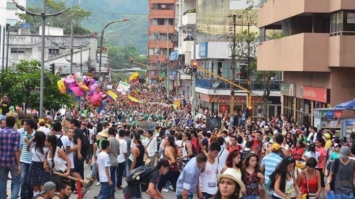 Cambian marcha carnaval, por reunión virtual, cosas del coronavirus