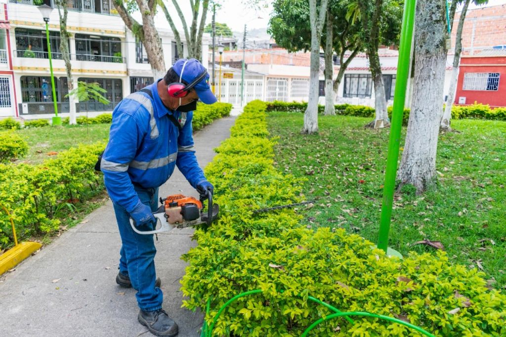 Más de 16 parques del Jordán fueron embellecidos