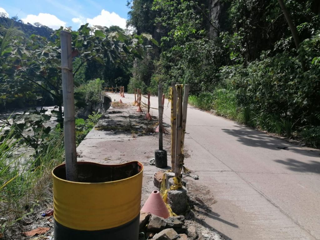 Intervienen vía Ibagué-Payandé, que esta en peligro