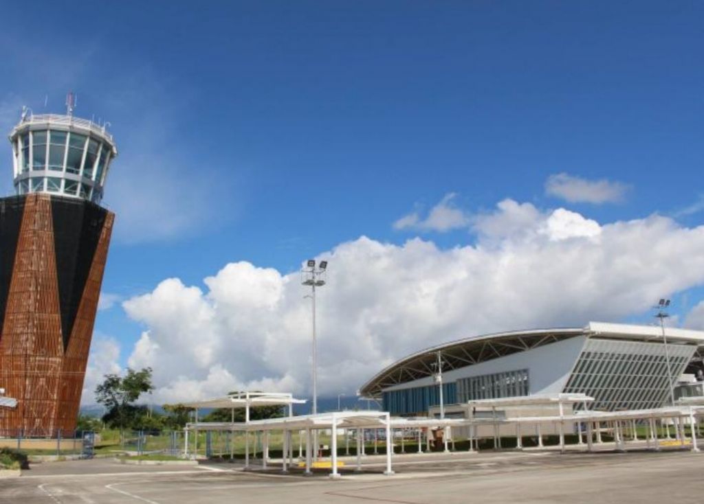 El 1 de octubre abre aeropuerto Perales, con este vuelo