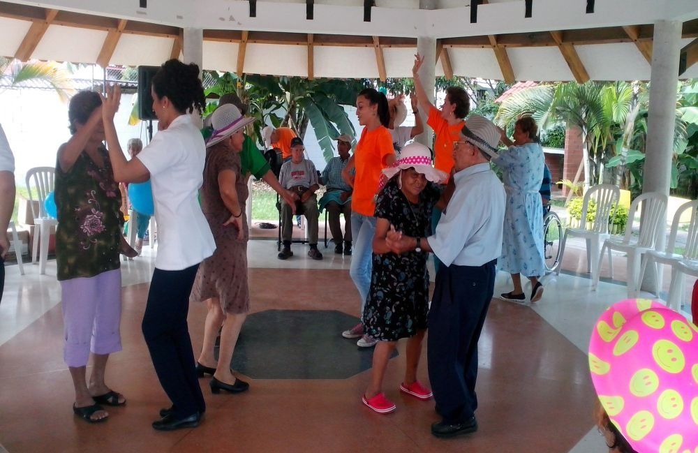 Bajo vigilancia jardín de los abuelos por brote de covid-19