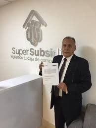 Acusan a director de caja de compensación por acosador