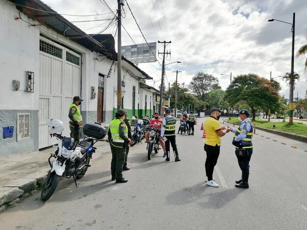 256 conductores fueron sancionados por incumplir el confinamiento total en Ibagué.