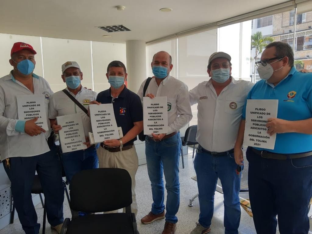 Trabajadores del Tolima se unen al paro nacional por 24 horas en Colombia.