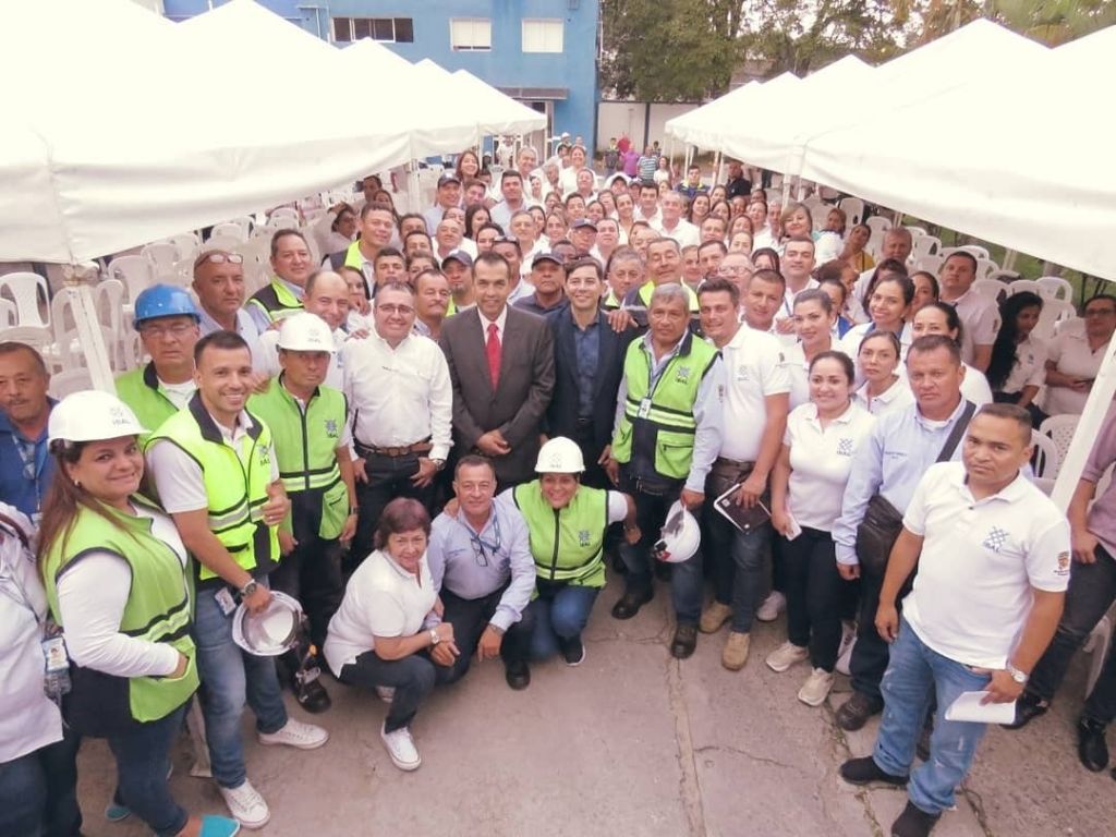 20 burócratas con sueldo de ministro, desangran el IBAL