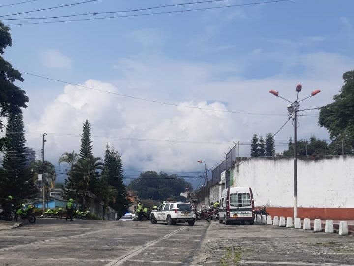 3 heridos en revuelta al interior del centro de reclusión de menores