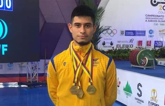 Pesista Miguel Suárez rompe por segunda vez récord panamericano