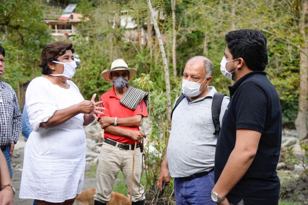 Cortolima se compromete con la comunidad del Cañón del Combeima.