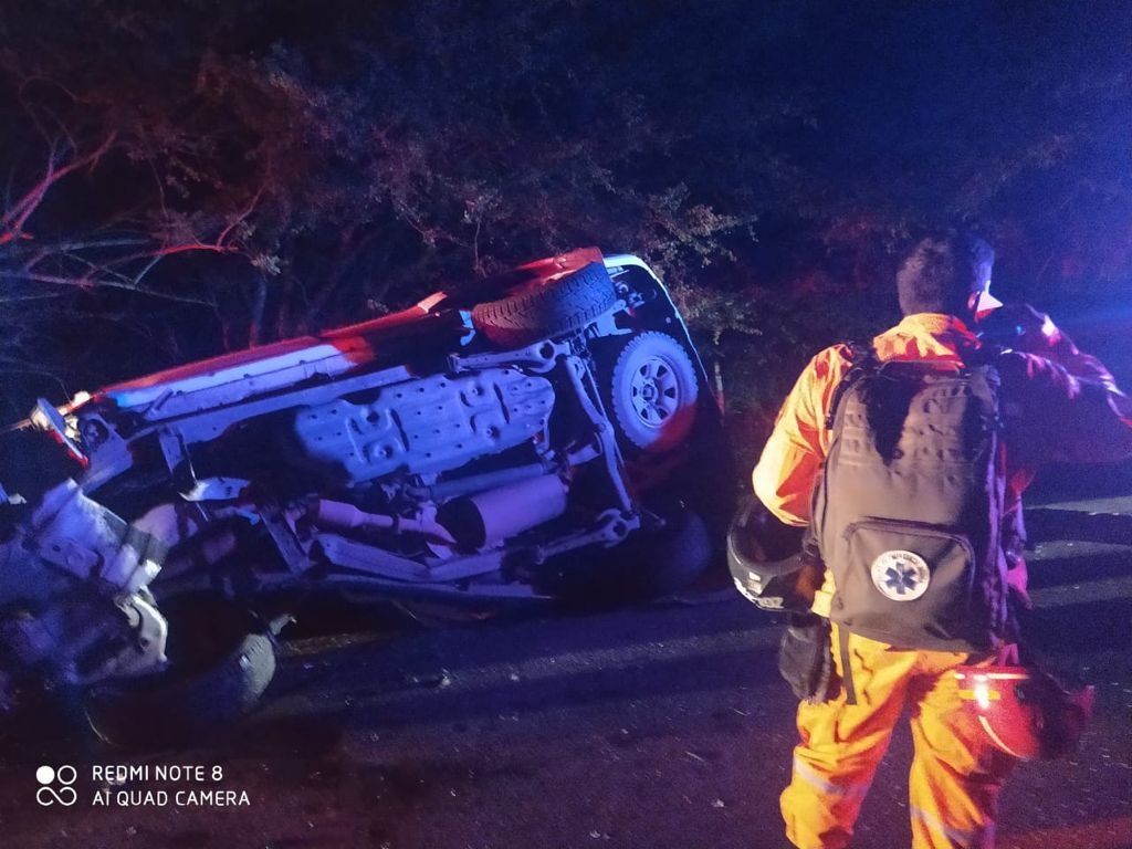 10 heridos dejó accidente múltiple en la vía Ibagué Alvarado.