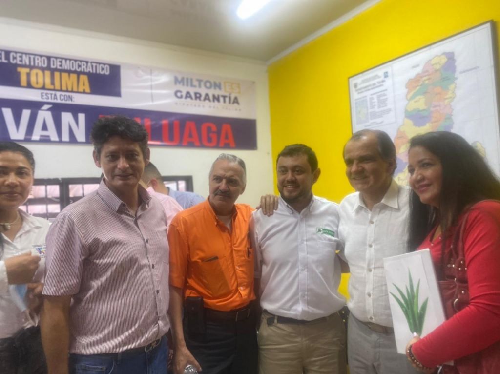 Funcionario público del Tolima, habría participado en política