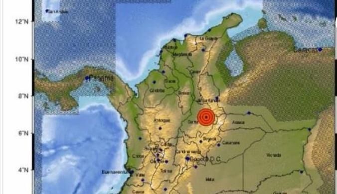 Fuerte sismo sacudió a Colombia en la noche de este  lunes