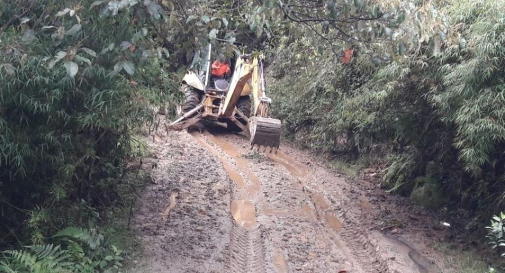 Vía Murillo-El Bosque recuperó el tránsito vehicular