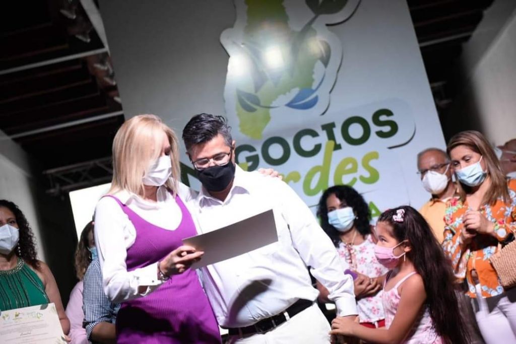 Más de 100 emprendimientos se registraron para recibir el sello de negocio verde