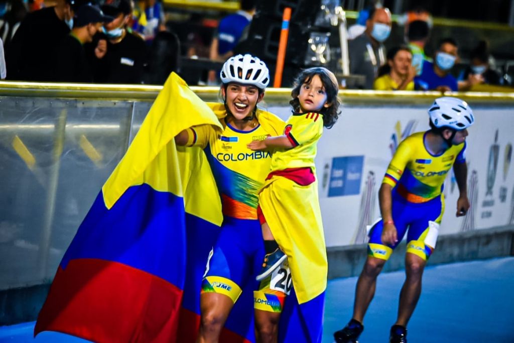 Colombia sigue liderando medallería en mundial de patinaje