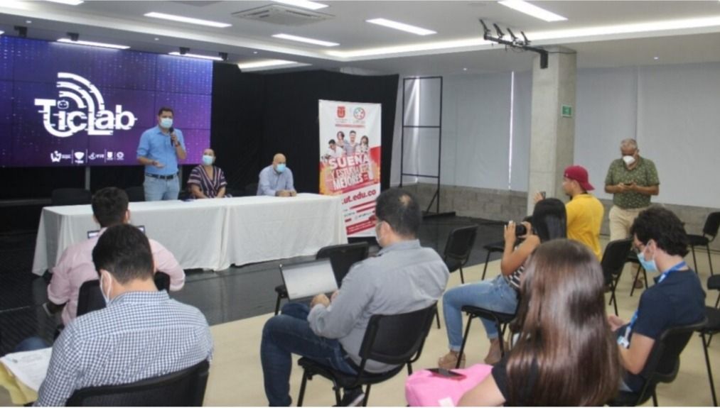 Lanzamiento del proyecto “TicLab”: una apuesta digital para empresarios del Tolima
