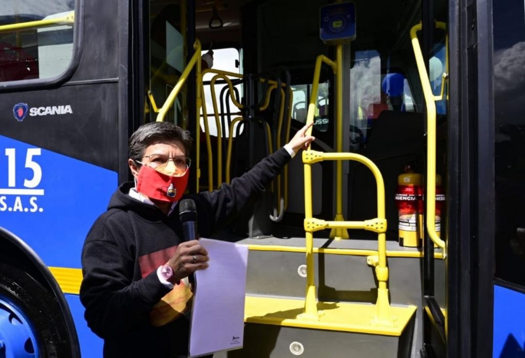 Claudia López y el trato inhumano a los conductores de Transmilenio