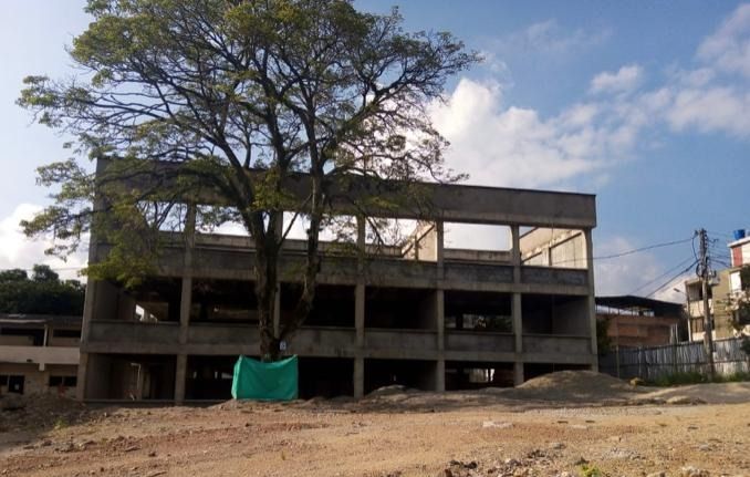 Padres del colegio Jorge E Gaitán, protestan por obras inconclusas