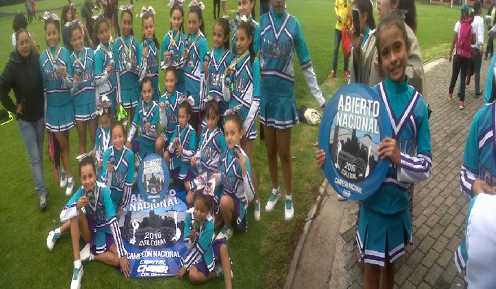 Colegio de Ibagué campeón nacional de porrismo en Bogotá